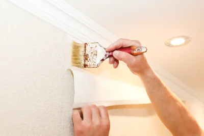 Pose de papier peint à Gidy — revêtements muraux et toiles de verre